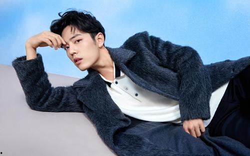 肖战谈娱乐圈八卦吃瓜